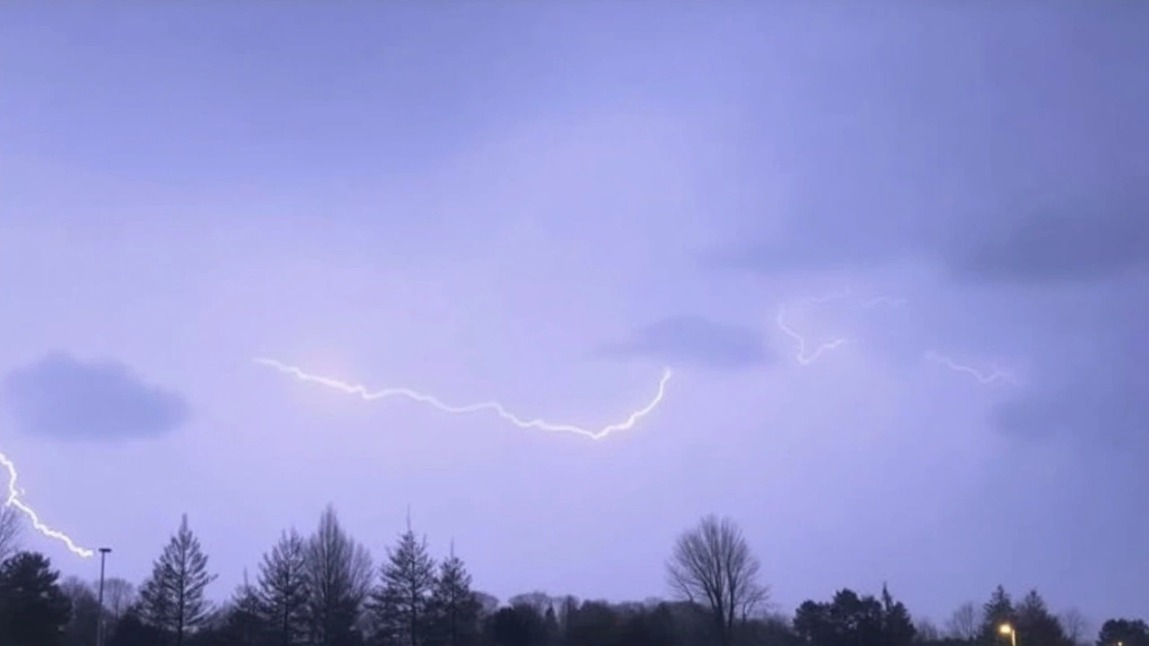 Severe Thunderstorm Warning Triggers Precautions Across Northeastern Jackson County
